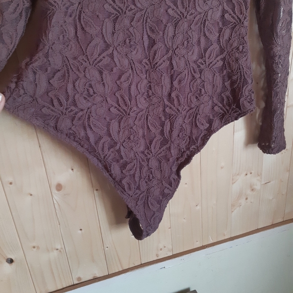 Beautiful wore twice - Picture 5 of 8